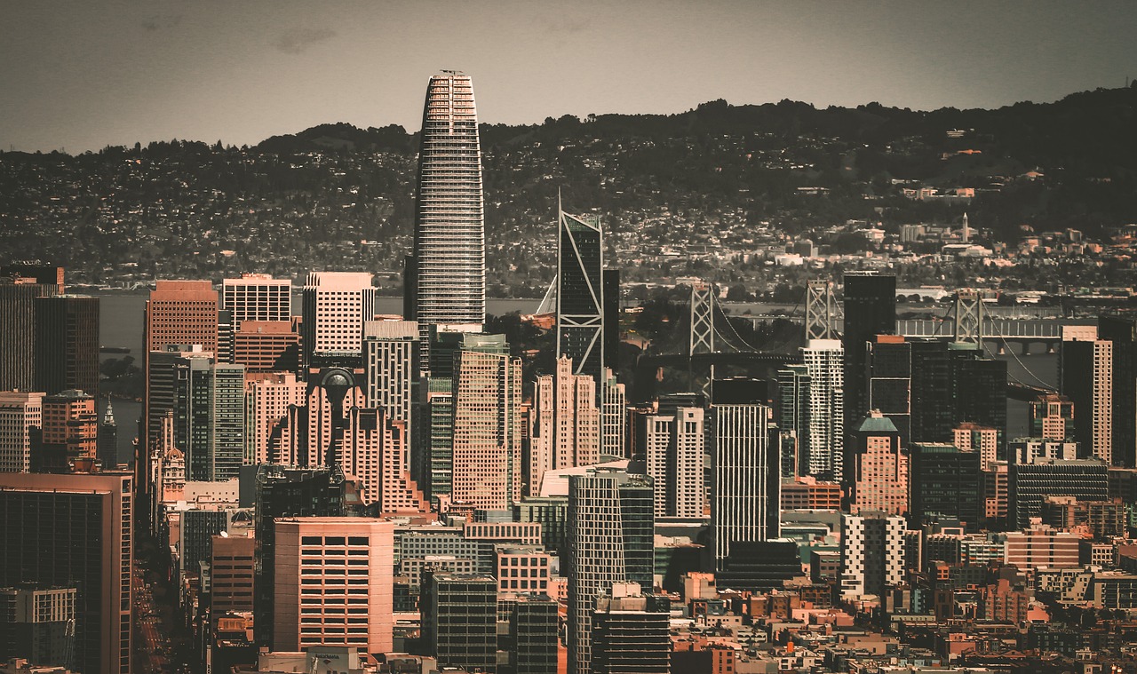 将矛头暗指 将矛头暗指